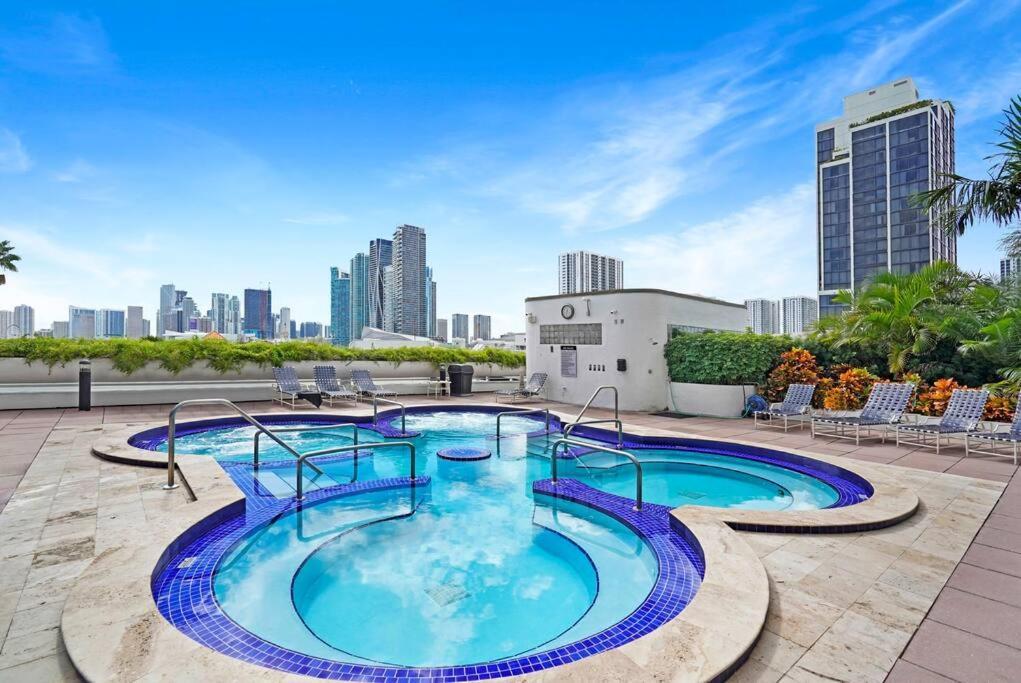 דירות Shades Of Miami Sky Penthouse! Newly Renovated מראה חיצוני תמונה